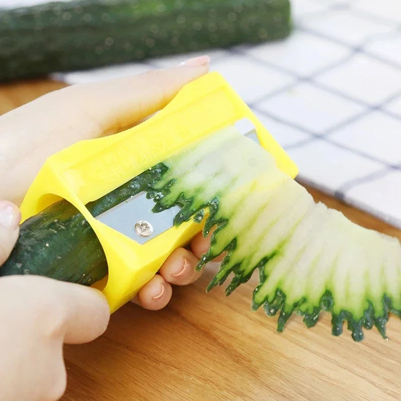 Korean Kitchen Gadgets - Narzędzia kosmetyczne pozwolą Ci wyciąć ogórek